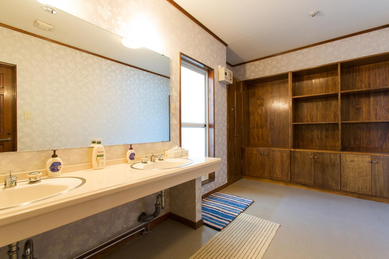 Bathroom 4, Ramat Niseko Lodge, Kutchan