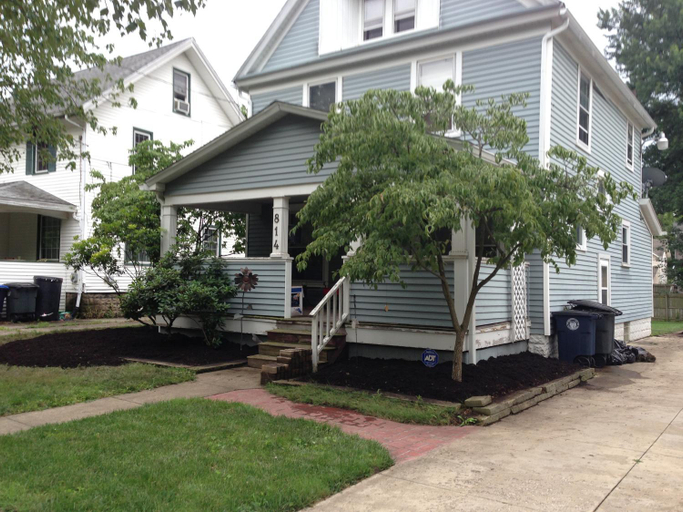 Exterior 14
