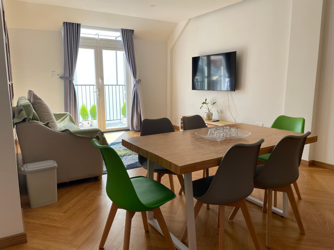 Dining Room 17