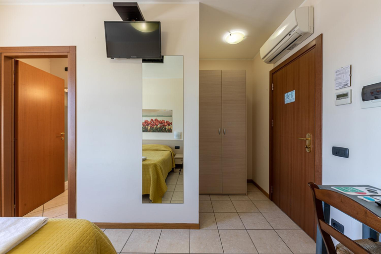 Others 5, Locanda Le Palafitte, Verona