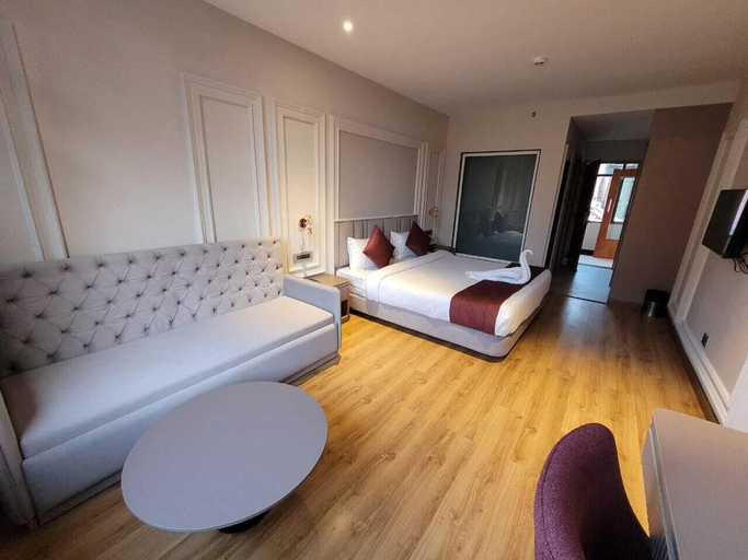 Bedroom 3, ORSINO RESORT MALL ROAD, Darjiling