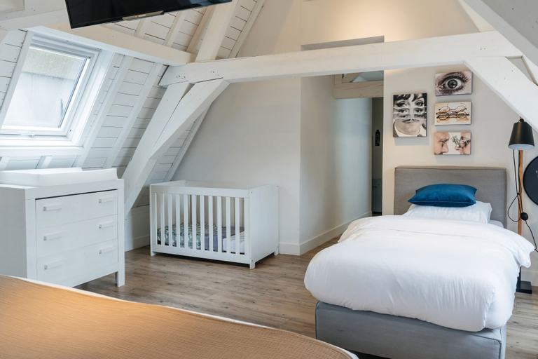 Bedroom 4, Eye Hotel, Utrecht