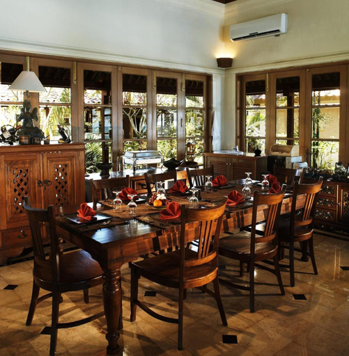 Food & Drinks, Villa Stefan, Serang