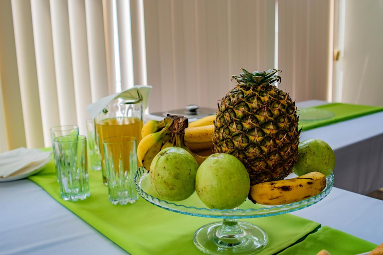 Food & Drinks 3, Hotel Vitoria, Água Grande