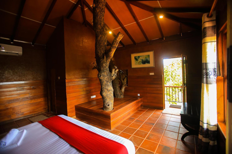 Public Area, Jungle Hut Resort Sigiriya, Dambulla