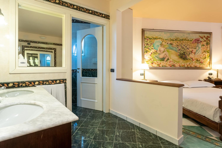 Bathroom 6
