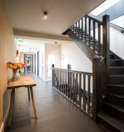 Others 4, Vesting Hotel, Naarden