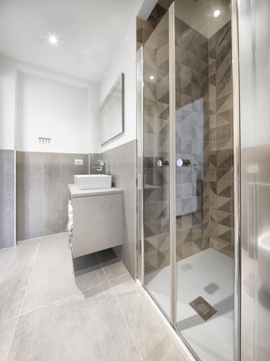 Others 3, b&b Amaca, Pavia