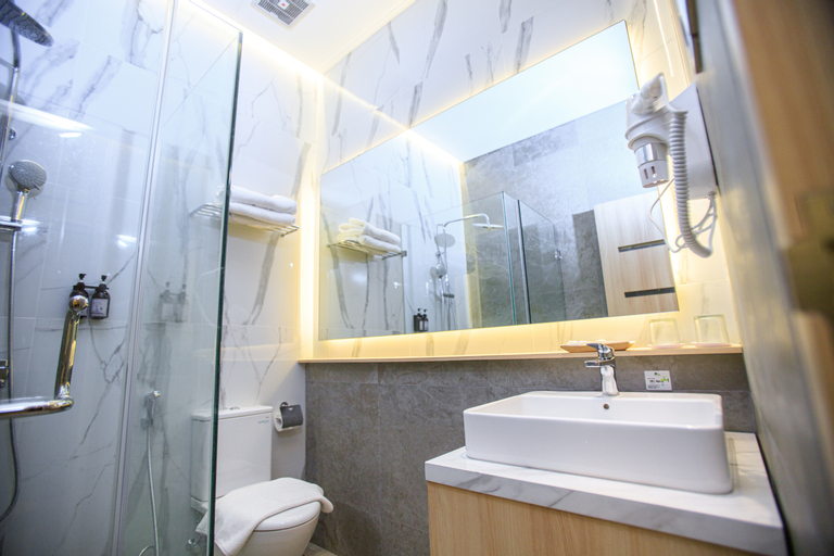 Bathroom 3