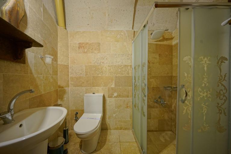 Bathroom 4, Arch Palace, Nevşehir