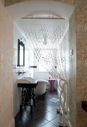 Bathroom 4, Enchanted Manor, Isle of Wight
