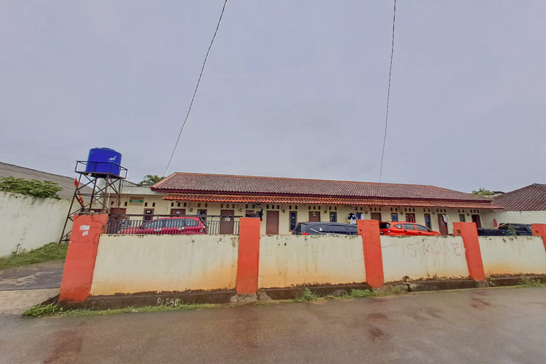 Exterior & Views 2, OYO 93590 Penginapan Palapa 10, Bandar Lampung