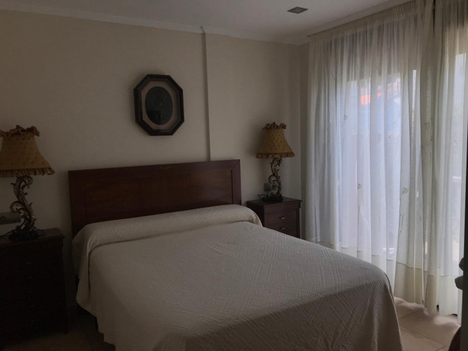 Bedroom 2, Ave del Mar, A Coruña