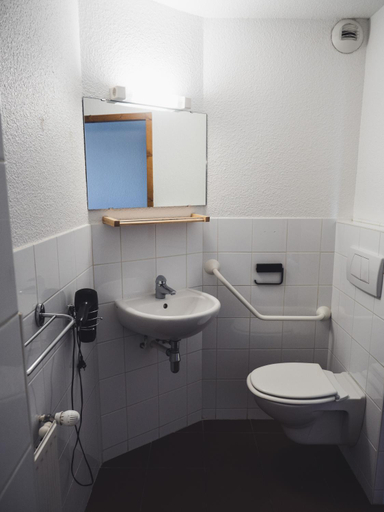 Bathroom 2, Auberge Le Valezan, Savoie