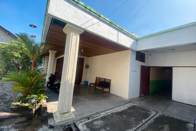 Exterior & Views 2, SPOT ON 93562 Hotel Kenanga 1, Klaten