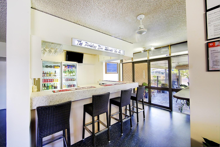 Food & Drinks 5, Raintree Motel, Hermit Park