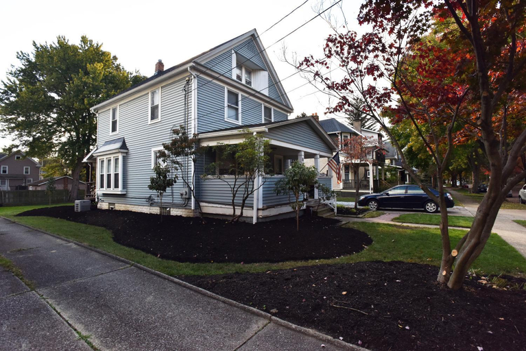 Exterior 12