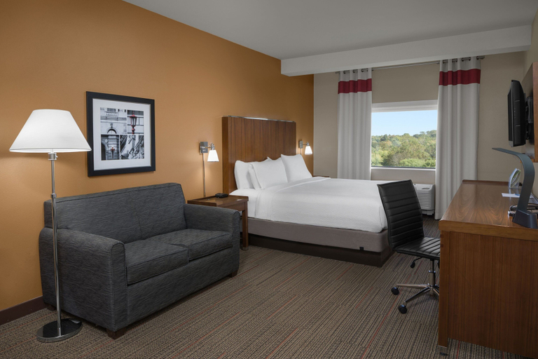 Bedroom 2, Four Points by Sheraton Newark Christiana Wilmington, New Castle