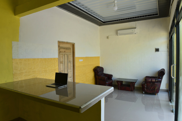 Public Area, OYO 93591 Penginapan Dvn & Tmy Pangkalan Balai, Banyuasin