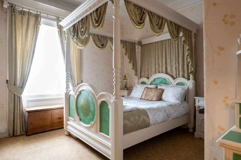Bedroom 3, Enchanted Manor, Isle of Wight