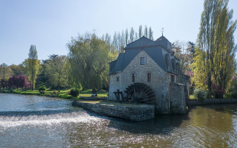 Others 5, Moulin d'Ignieres, Sarthe