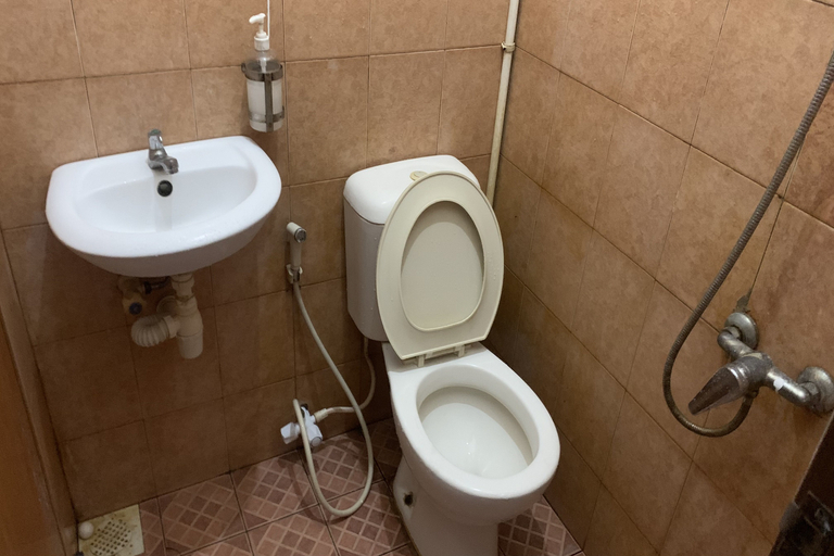 Bathroom 4, Bright Batavia Kota Tua, Jakarta Barat