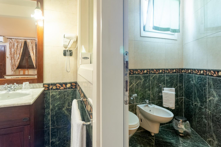 Bathroom 5