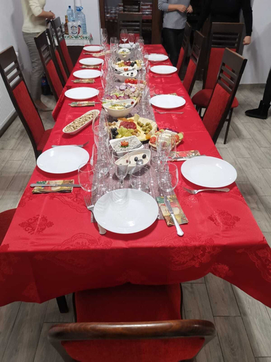 Food & Drinks 4, Pensiunea Livada Amely, Saliste