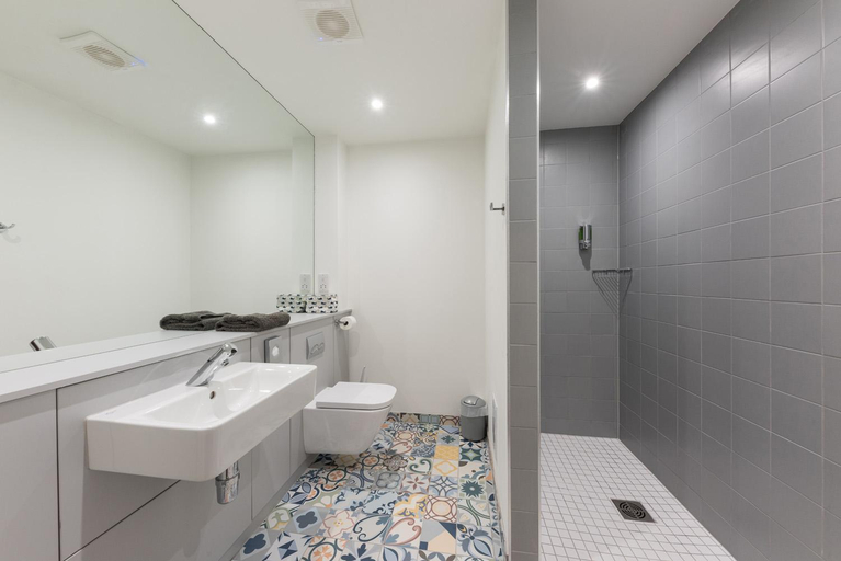 Bathroom 4, Radcliffes Lodge, Northumberland