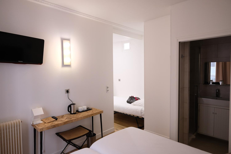 Bedroom, Amiral, Paris