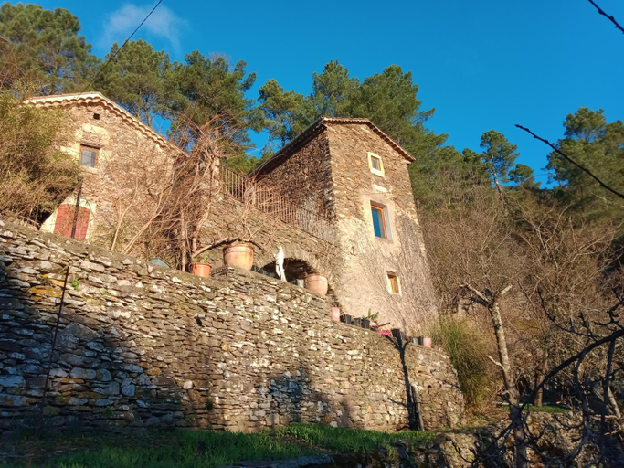 Others 2, Le mas des sources cevenol, Gard