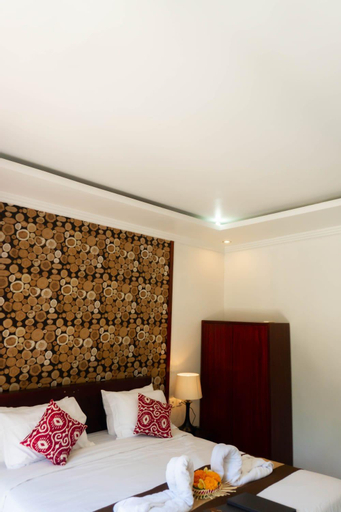 Bedroom 12
