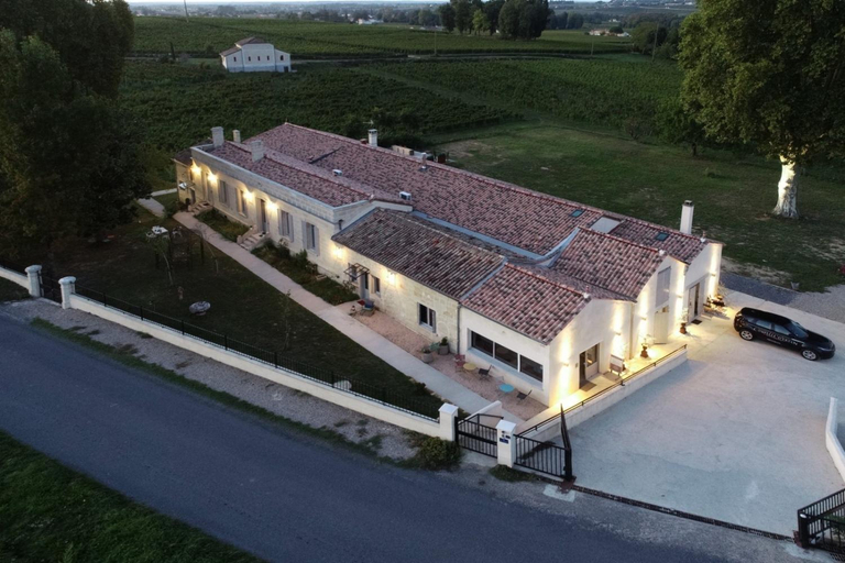 Others 2, La Chartreuse d'Ertan "Les vignerons" 4 etoiles, Gironde