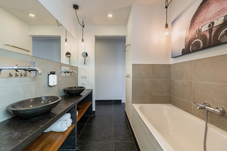 Bathroom 4, Eye Hotel, Utrecht