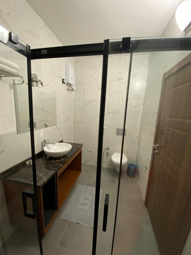 Shower 5, ASIL 101 Karadeniz kus cenneti, Araklı