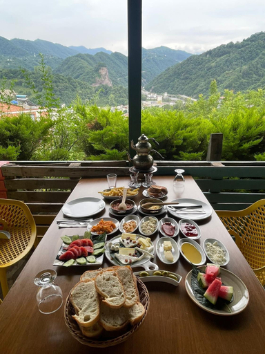 Food and beverages, ASIL 101 Karadeniz kus cenneti, Araklı