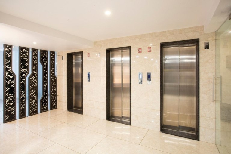 Public Area 2, Lee Benz - Ark Hotel, Thanjavur