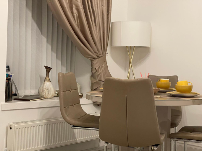 Others 5, HLA Holytown, North Lanarkshire