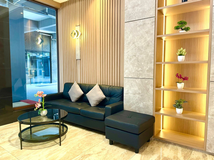 Public Area 14