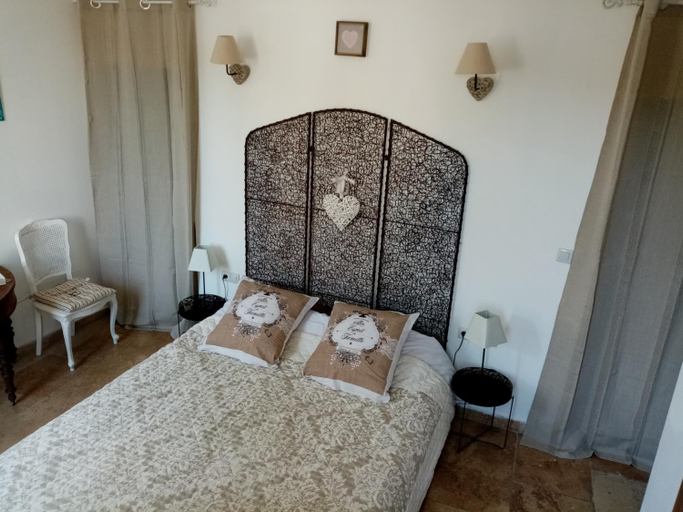 Others 5, La Bastide, Vaucluse