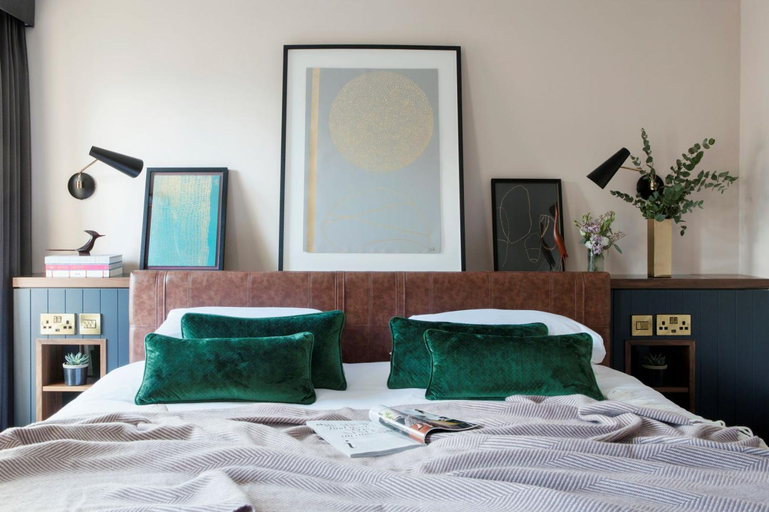 Bedroom 2, The Alex, Dublin