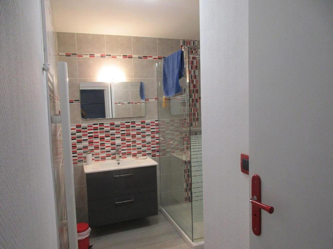 Bathroom, l'Orchidee, Gironde