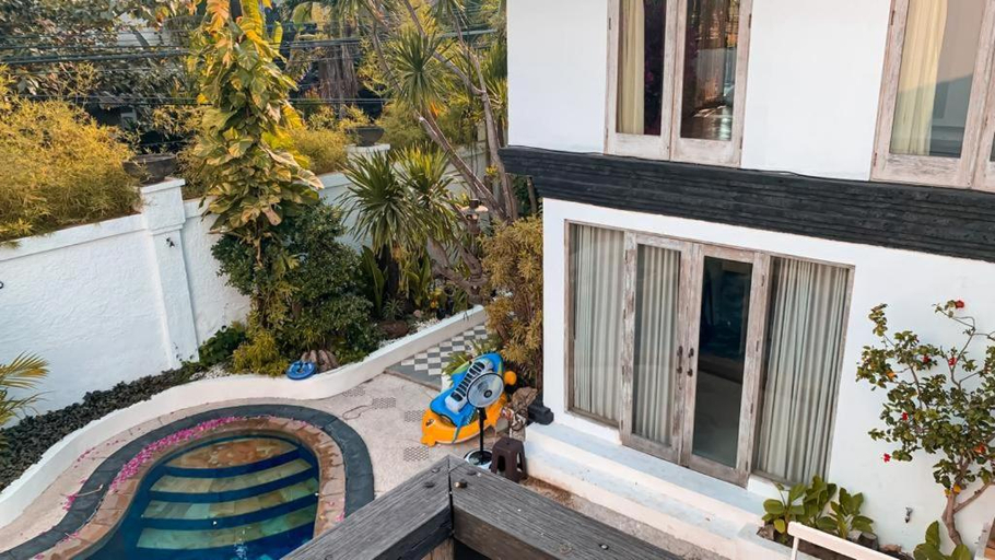 Exterior & Views 1, Villa Kendal 3br, Badung