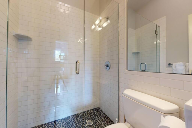 Others 4, Charming Studio in Boston Brownstone, #44, Boston