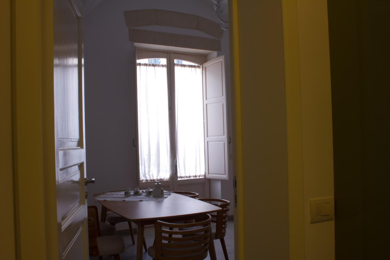 Others 5, Vico sferracavalli, Lecce