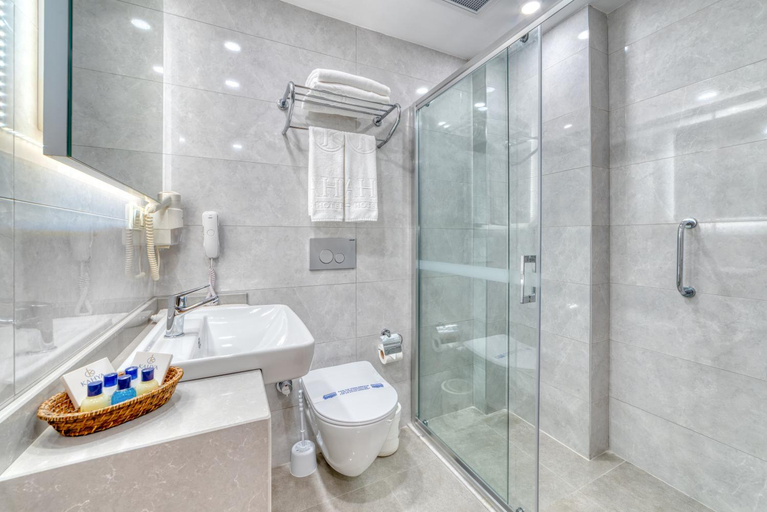 Bathroom 5, Kahya Hotel, Alanya