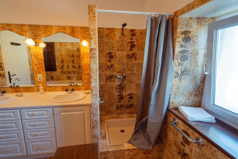 Bathroom 3, RELAIS SAINT JACQUES, Indre-et-Loire