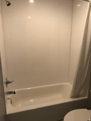 Bathroom 4, Super 8 by Wyndham Sonora, Sutton
