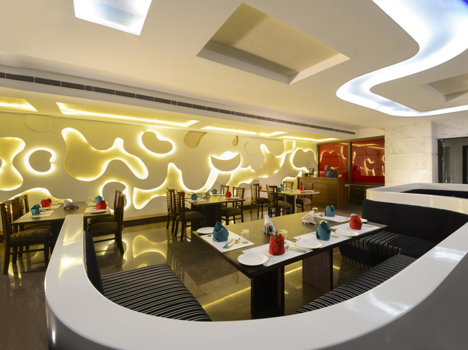 Food & Drinks, Hotel Crimson Palace, Agra