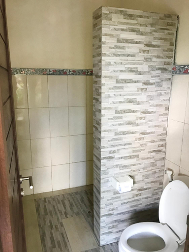 Bathroom 2, White House Ubud, Gianyar